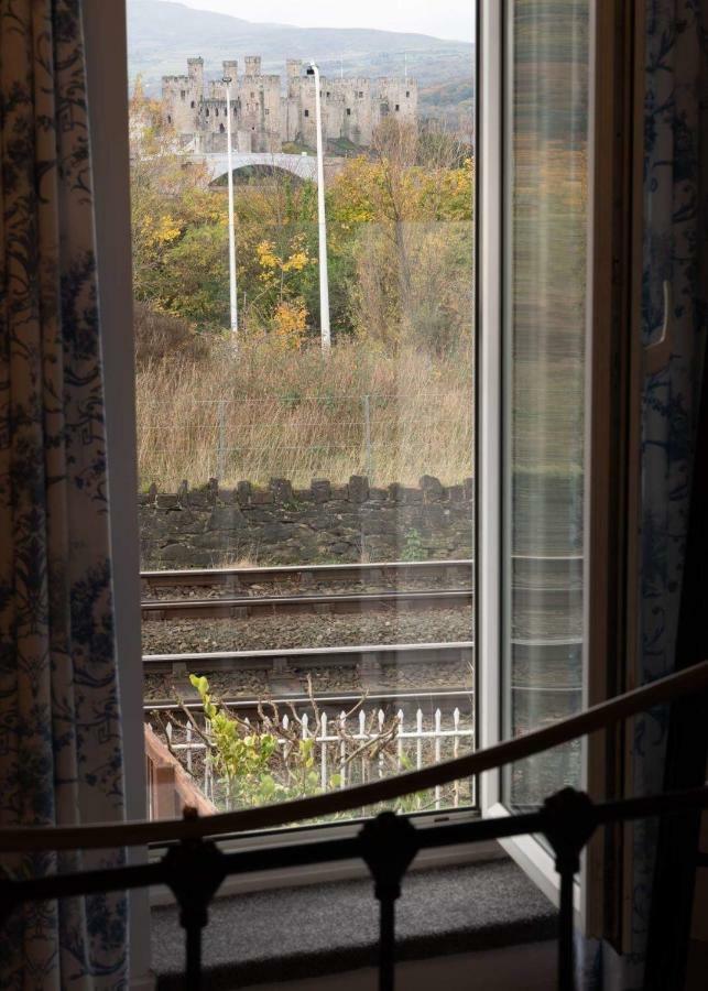 Platform 13 Railway Cottage Конви Экстерьер фото